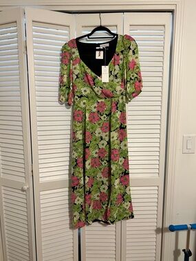 WAYF Floral Green & Pink Midi Dress